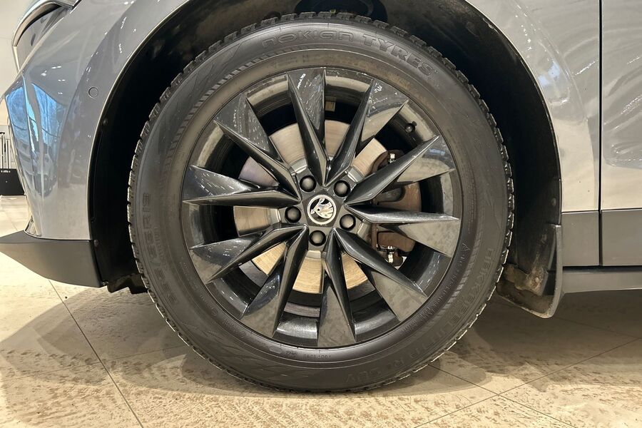 Skoda Enyaq vaihtoauto