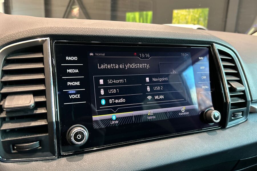 Skoda Karoq vaihtoauto