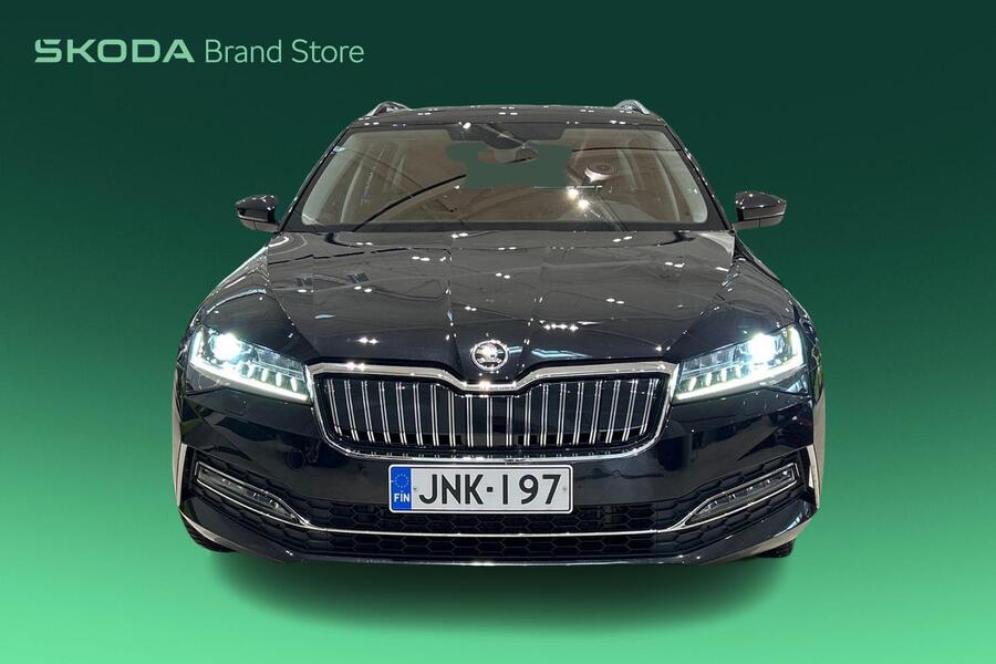 Skoda Superb vaihtoauto