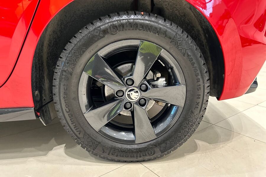 Skoda Fabia vaihtoauto