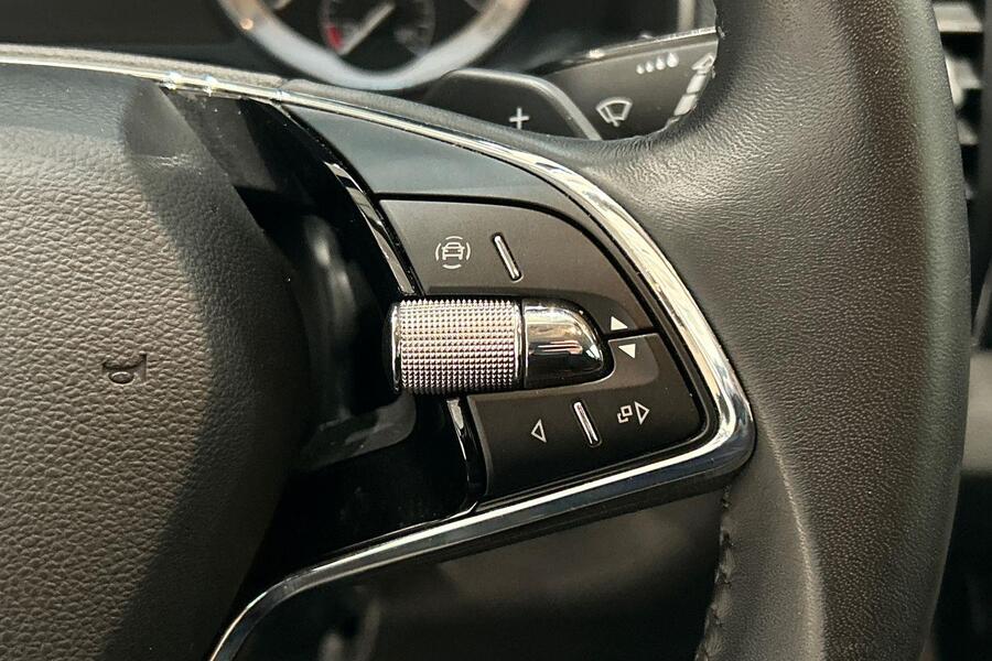Skoda Karoq vaihtoauto
