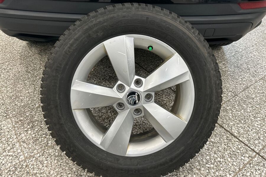 Skoda Karoq vaihtoauto