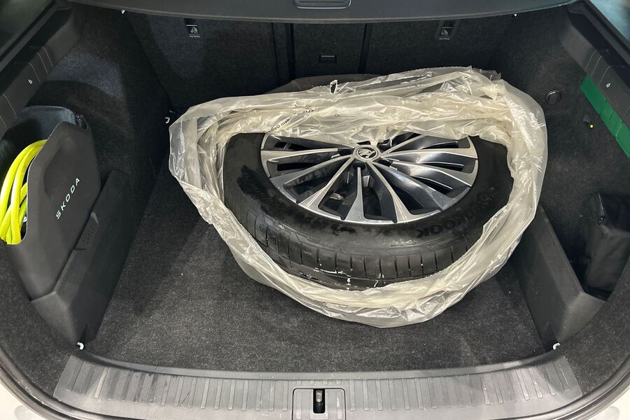 Skoda Enyaq vaihtoauto