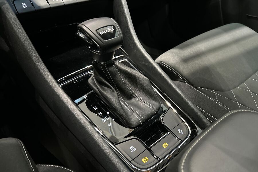 Skoda Karoq vaihtoauto