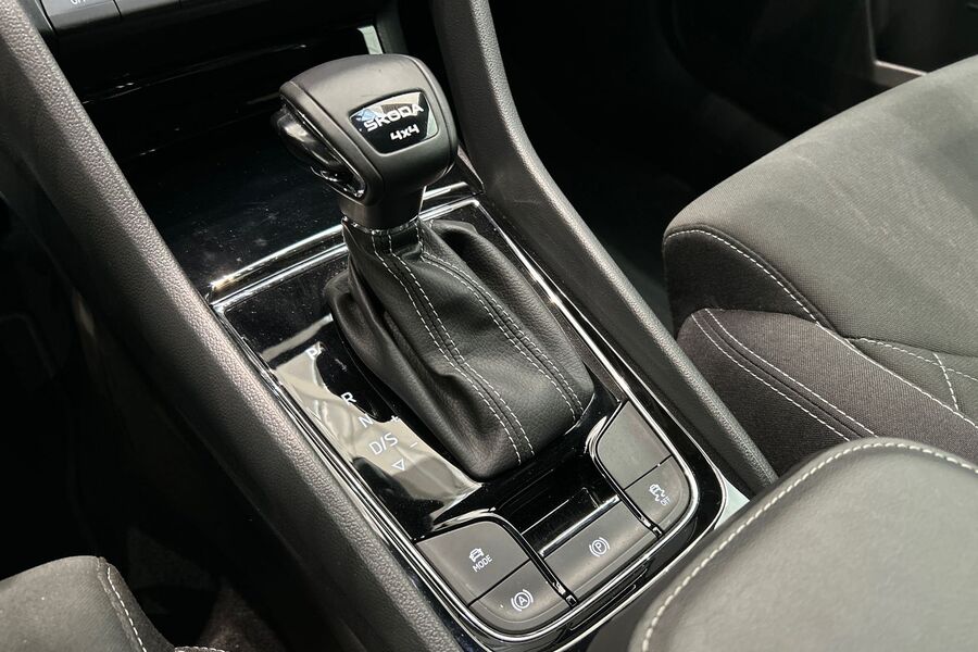 Skoda Karoq vaihtoauto