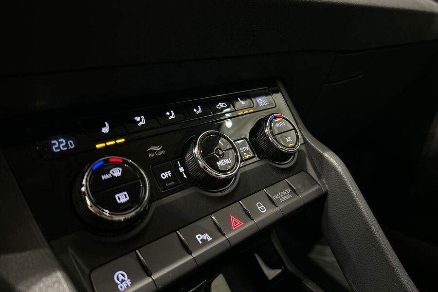 Skoda Karoq vaihtoauto