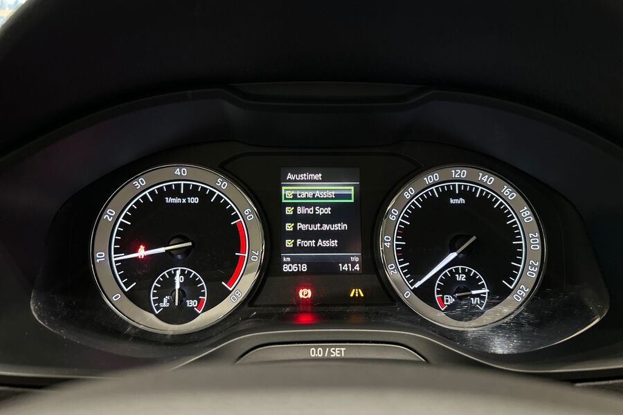 Skoda Karoq vaihtoauto