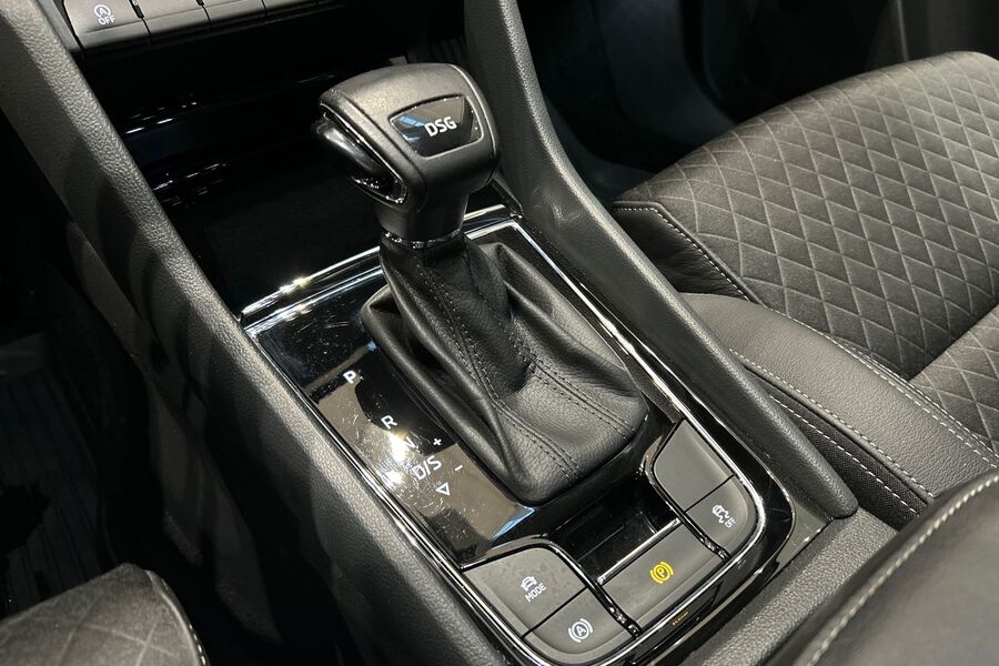 Skoda Karoq vaihtoauto