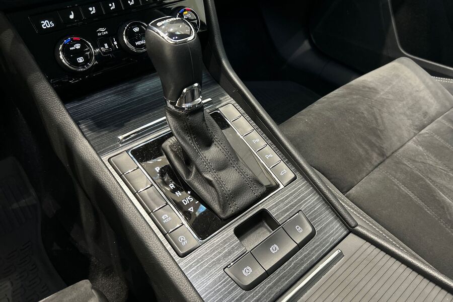 Skoda Superb vaihtoauto