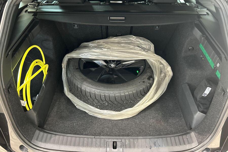 Skoda Enyaq vaihtoauto