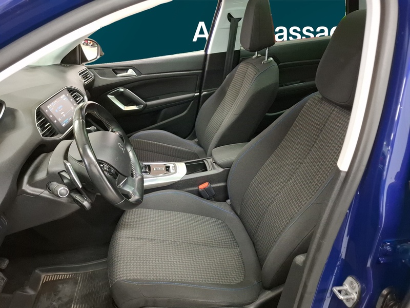 Peugeot 308 vaihtoauto