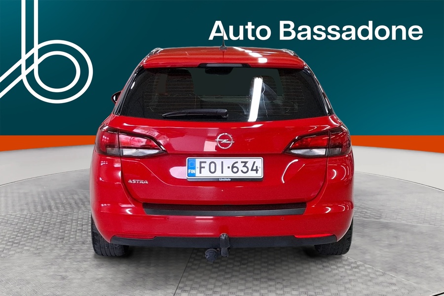 Opel Astra vaihtoauto