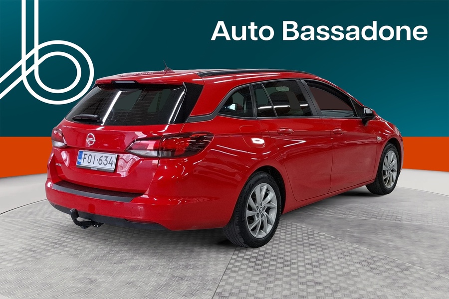 Opel Astra vaihtoauto