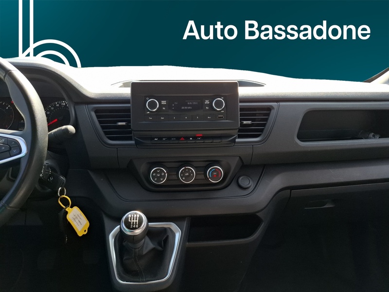 Renault Trafic vaihtoauto