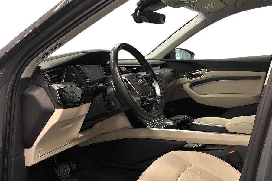 Audi Q8 e-tron vaihtoauto