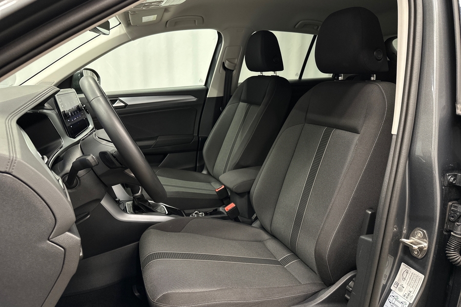 Volkswagen T-Roc vaihtoauto