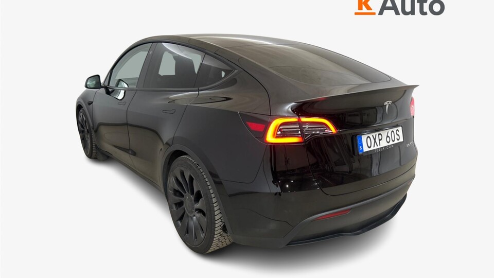 Tesla Model Y vaihtoauto