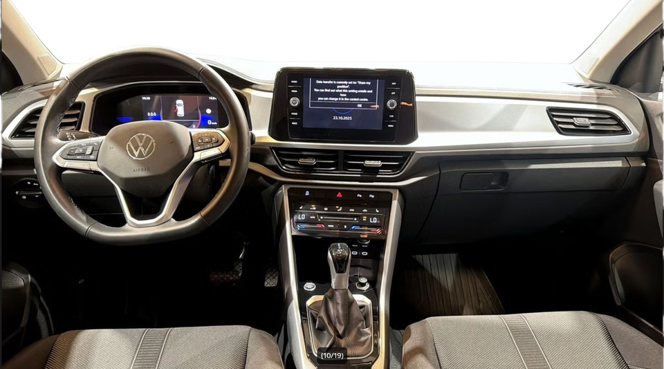 Volkswagen T-Roc vaihtoauto