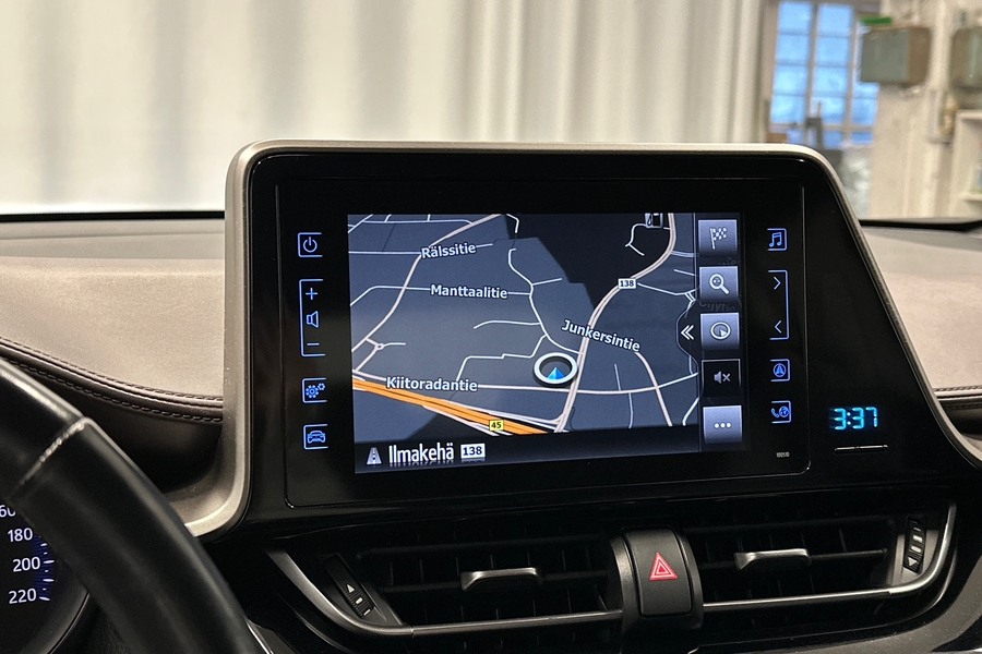 Toyota C-HR vaihtoauto