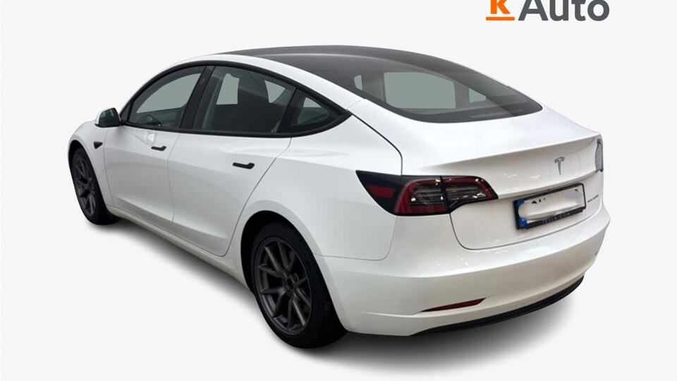 Tesla Model 3 vaihtoauto