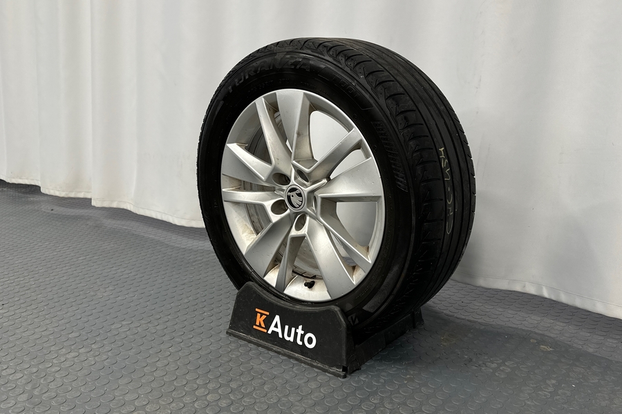 Skoda Karoq vaihtoauto