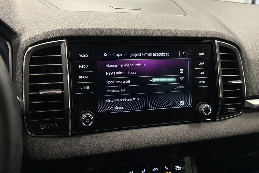 Skoda Karoq vaihtoauto