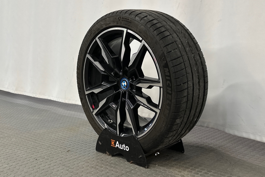 BMW i4 M50 vaihtoauto