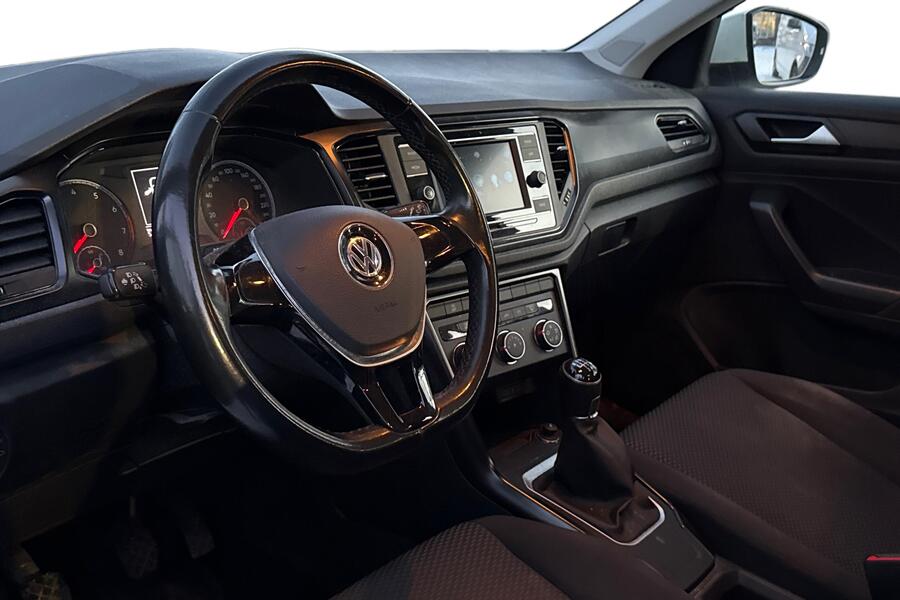 Volkswagen T-Roc vaihtoauto