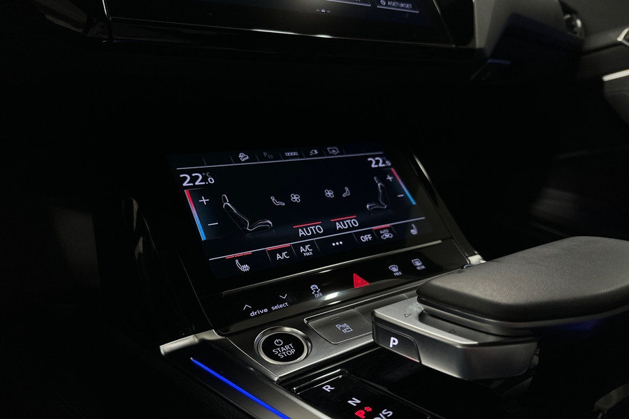 Audi Q8 e-tron vaihtoauto