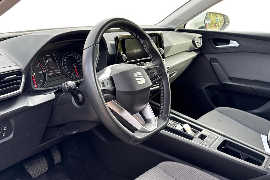 SEAT Leon Sportstourer vaihtoauto