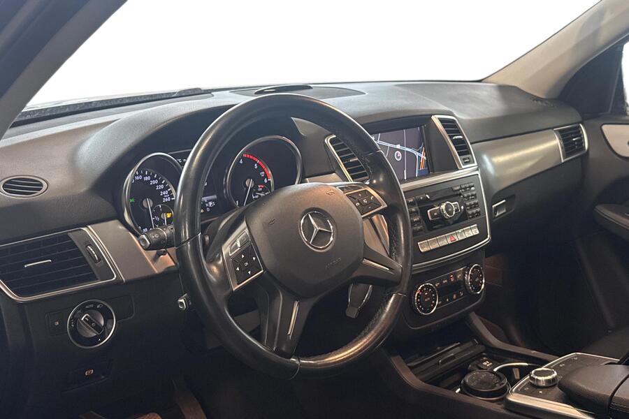Mercedes-Benz ML vaihtoauto