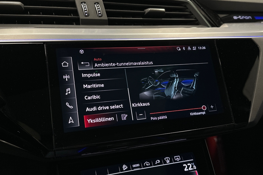 Audi e-tron vaihtoauto