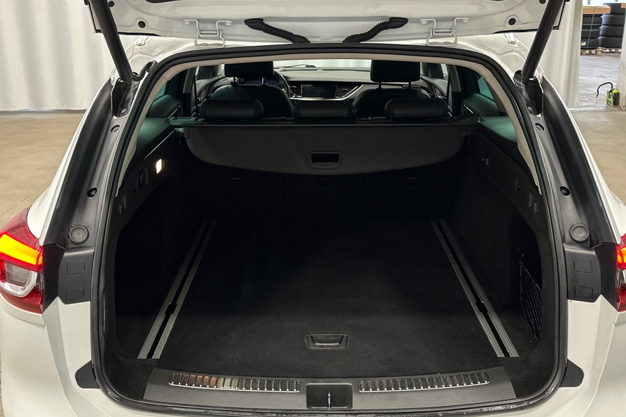 Opel Insignia vaihtoauto