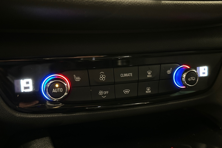 Opel Insignia vaihtoauto