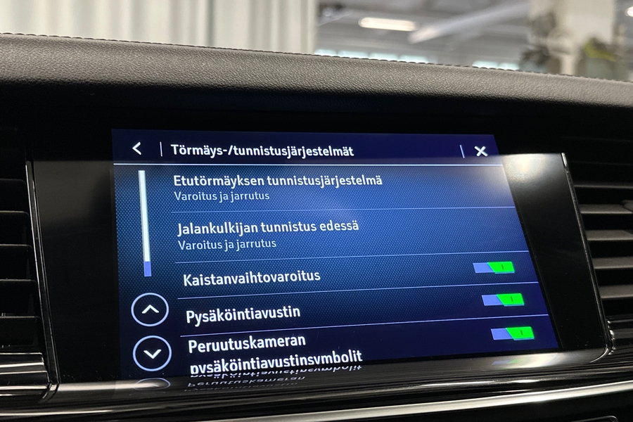 Opel Insignia vaihtoauto