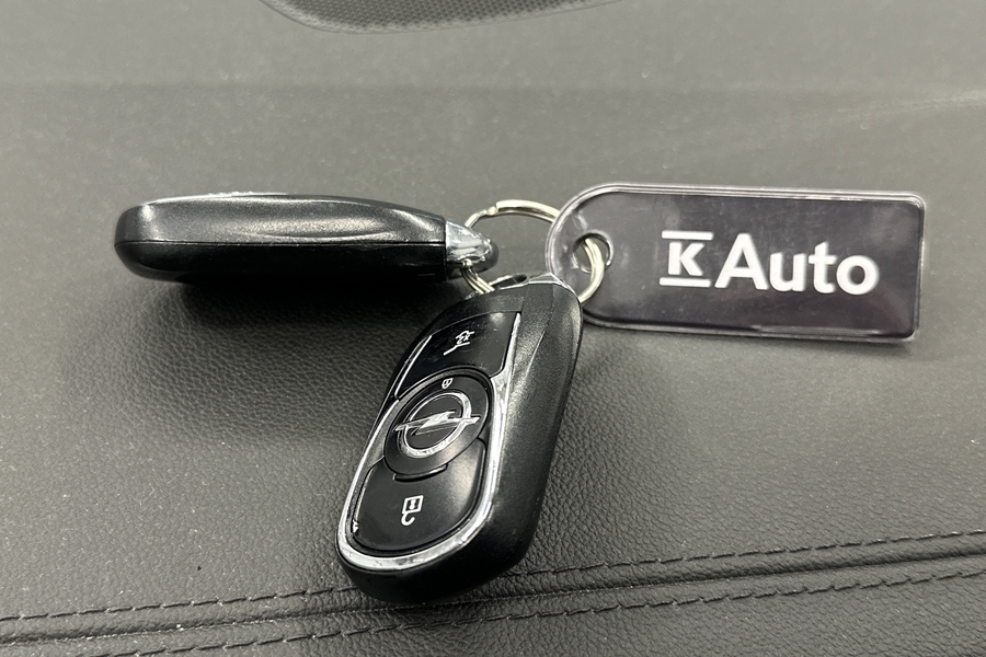 Opel Insignia vaihtoauto