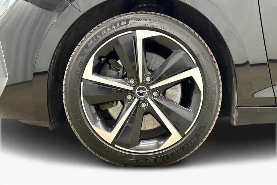 Opel Astra vaihtoauto