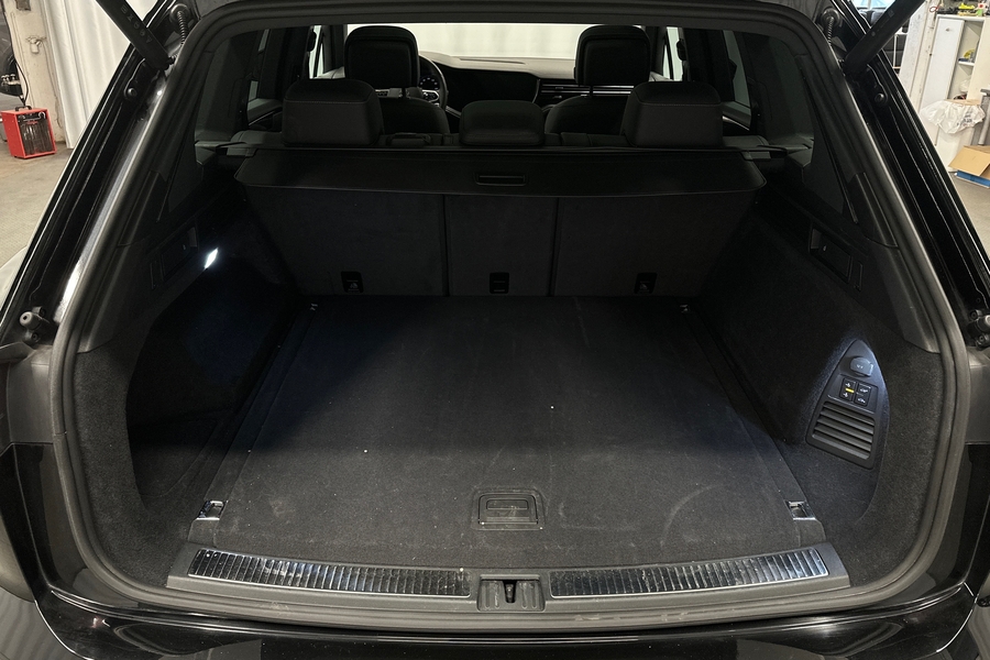 Volkswagen Touareg vaihtoauto