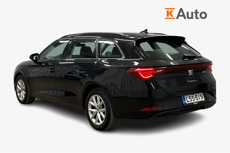 SEAT Leon Sportstourer vaihtoauto