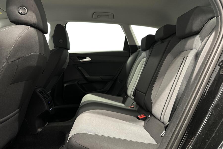 SEAT Leon Sportstourer vaihtoauto