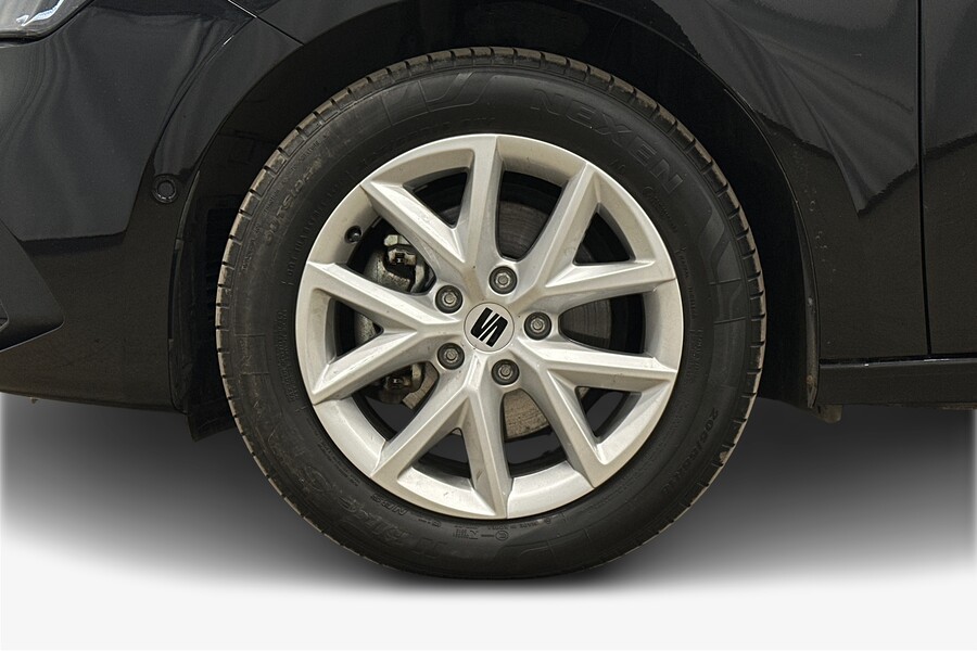 SEAT Leon Sportstourer vaihtoauto