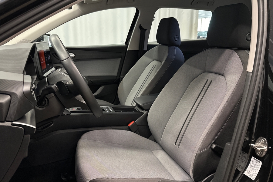 SEAT Leon Sportstourer vaihtoauto