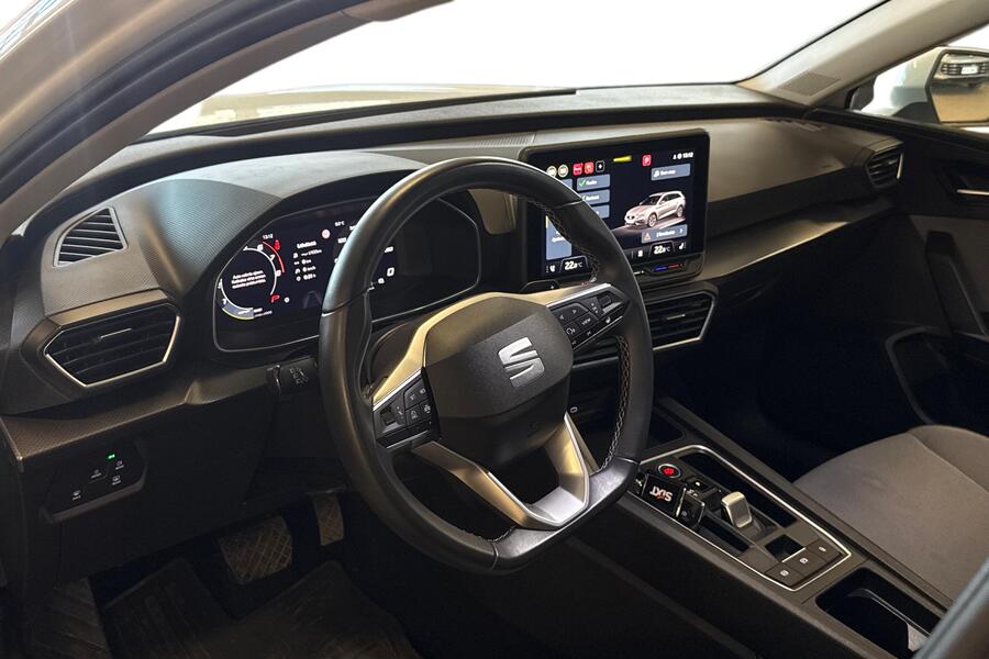 SEAT Leon Sportstourer vaihtoauto