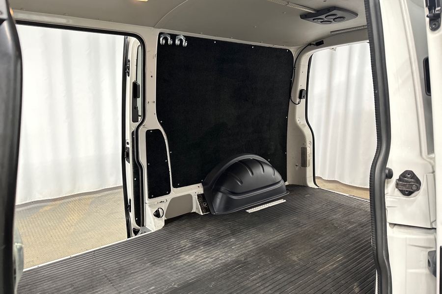 Volkswagen Transporter vaihtoauto