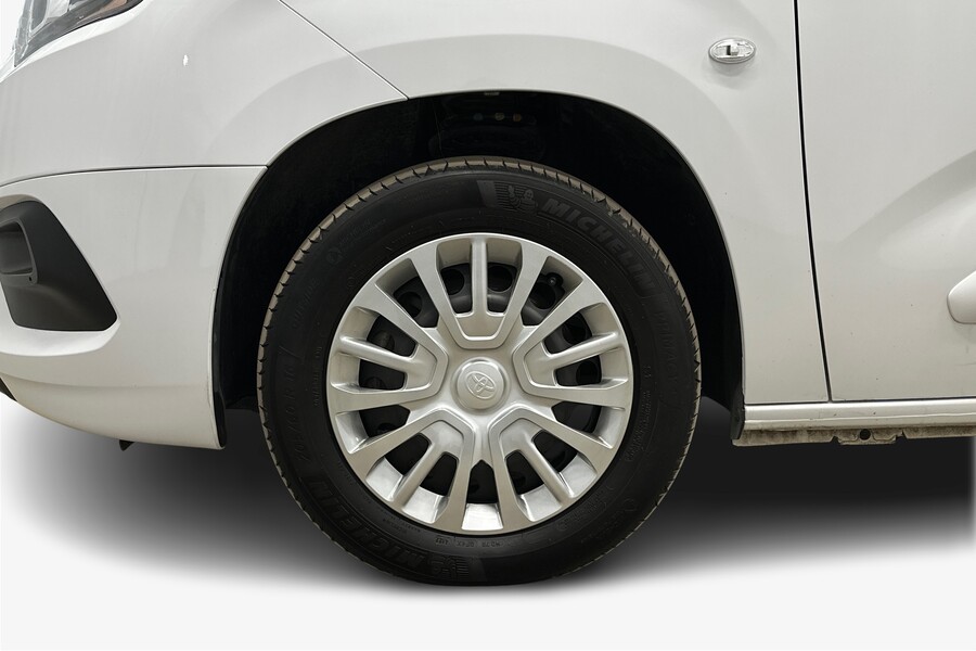 Toyota Proace CITY Verso vaihtoauto