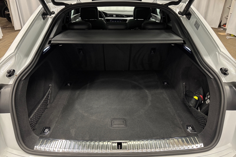 Audi e-tron vaihtoauto