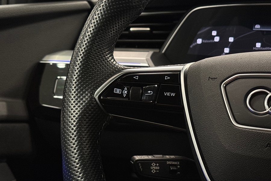 Audi e-tron vaihtoauto