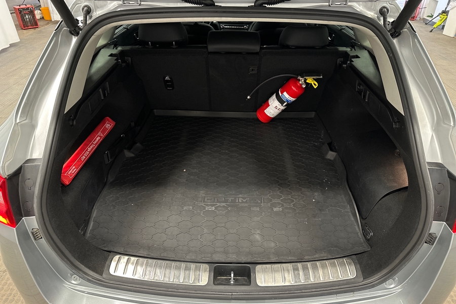 Kia Optima vaihtoauto