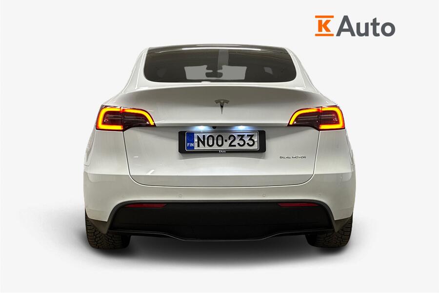 Tesla Model Y vaihtoauto