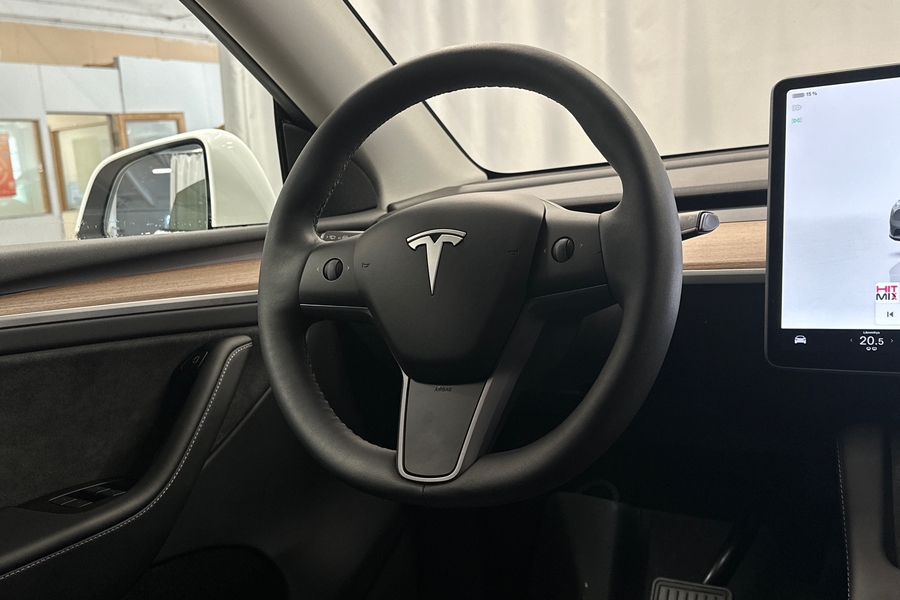 Tesla Model Y vaihtoauto